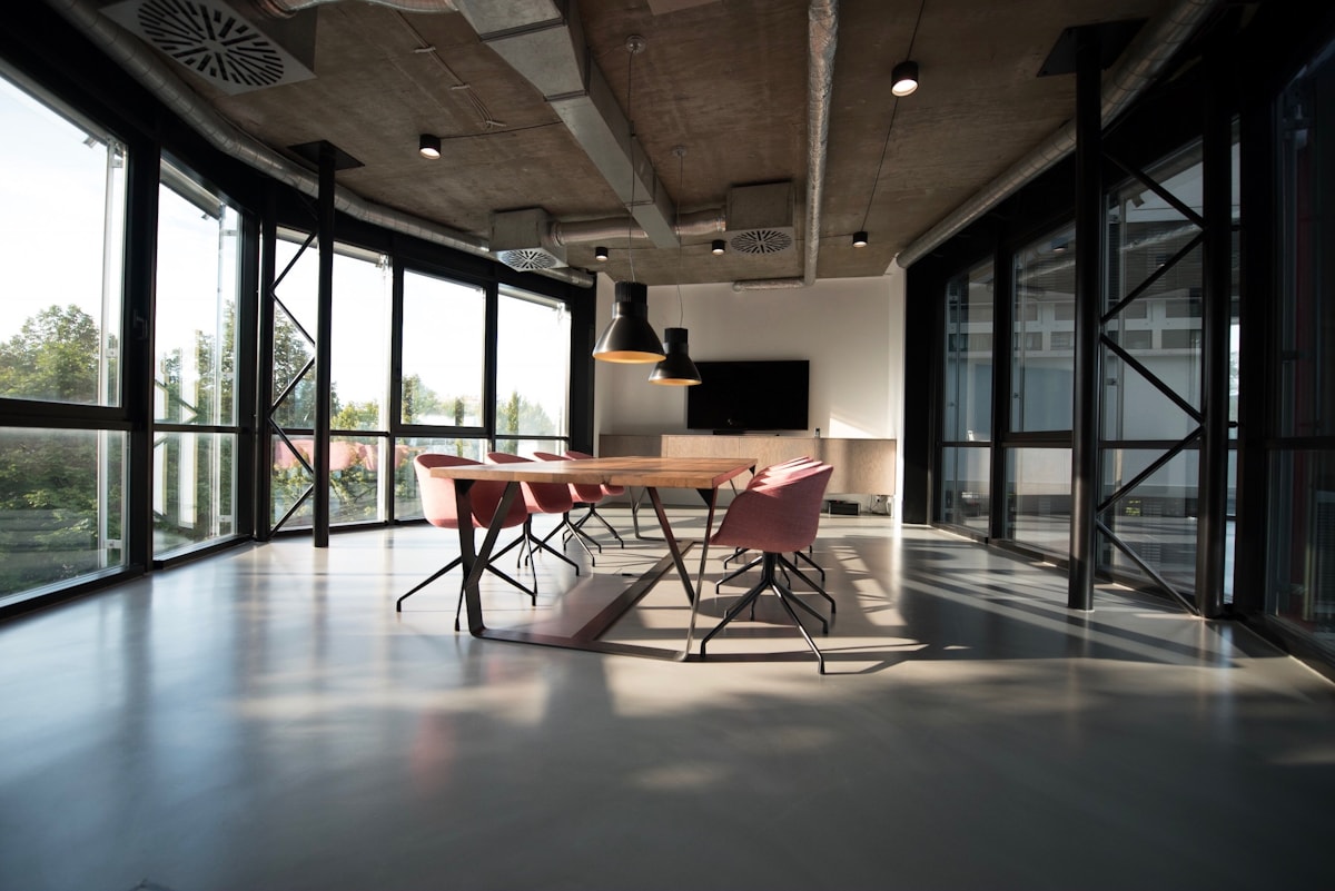 Bureau professionnel pour automatisation